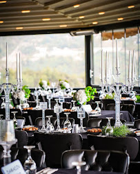 Grandsgala Siyah Beyaz Masa